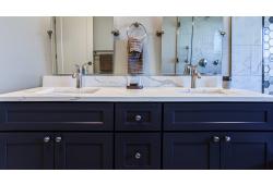 Navy Blue Shaker Cleveland - Town Sell Cabinets