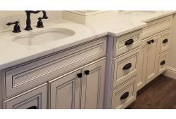 York Linen Cleveland - Town Sell Cabinets